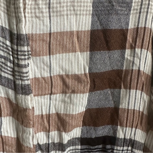 Soft Surroundings Plaid Collared Button-Up Shirt Size Medium - Picture 11 of 14